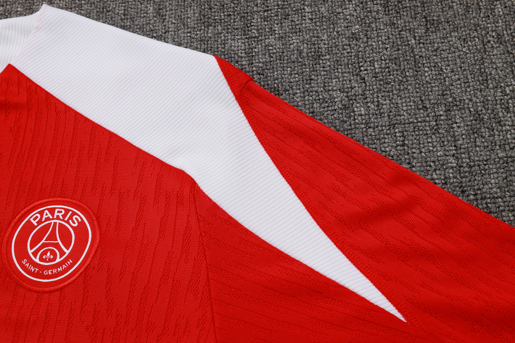 PSG Authentic Training Kit (Sweatshirt+Pants) Red 2025/26 - Player Version