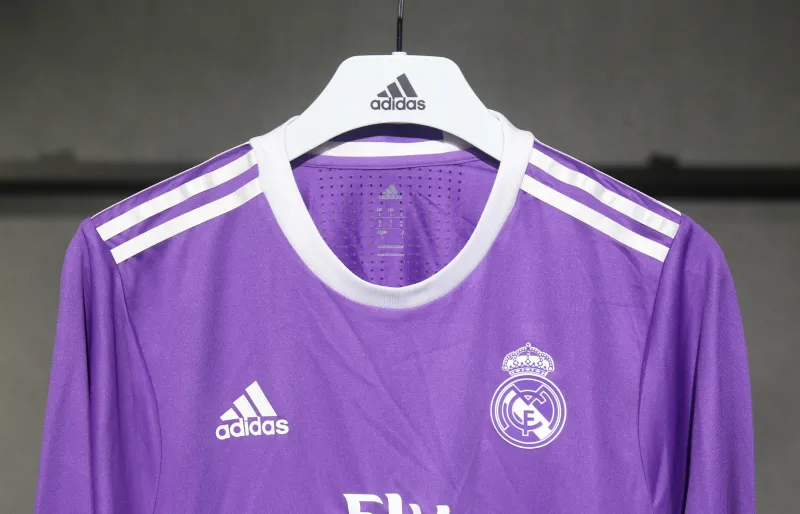 Real Madrid Authentic Retro Jersey Away Long Sleeve Soccer Shirt 2016/17