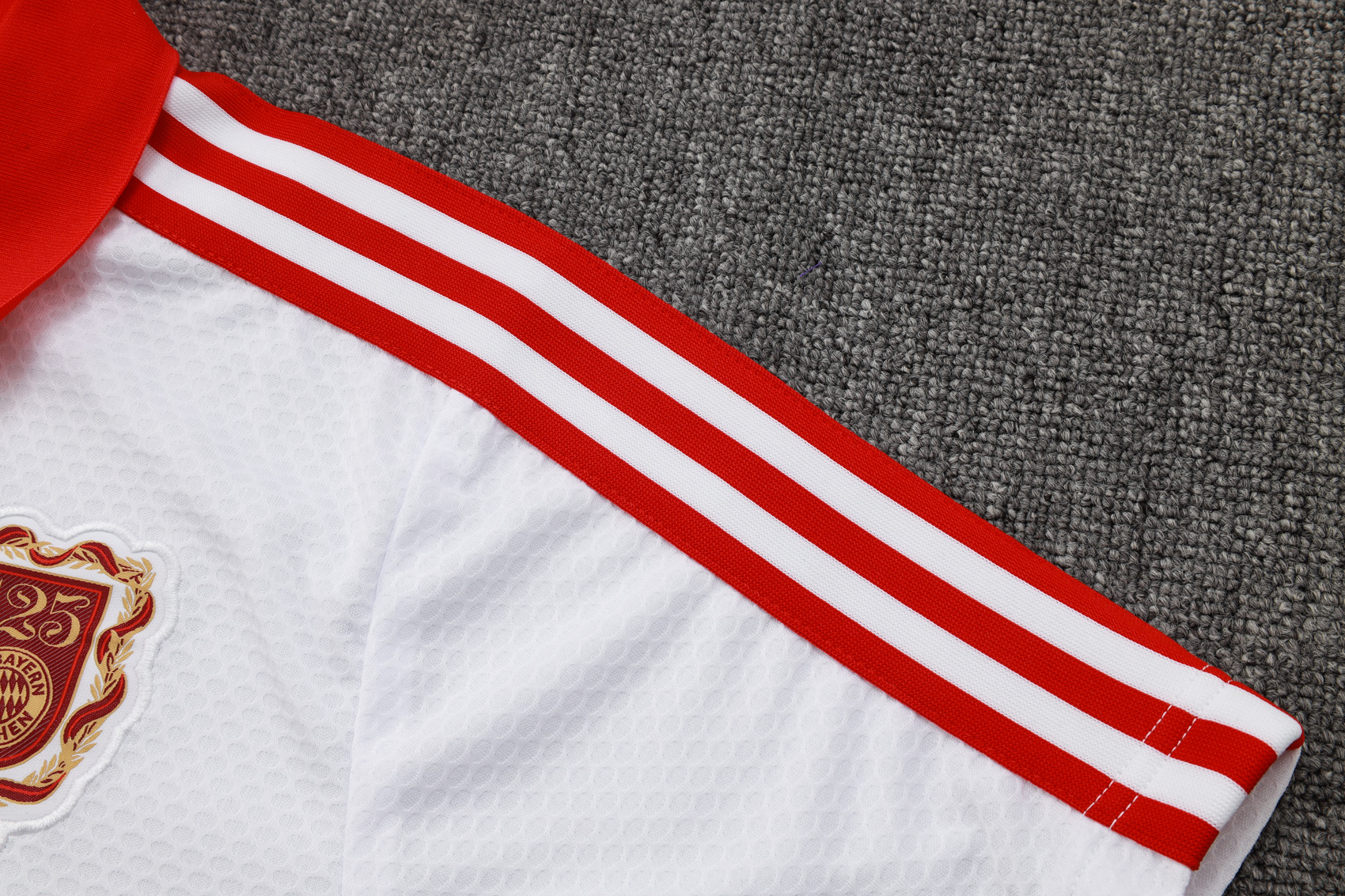 Bayern Munich Training Kit (Polo+Pants) White 2025/26 - 125th Anniversary