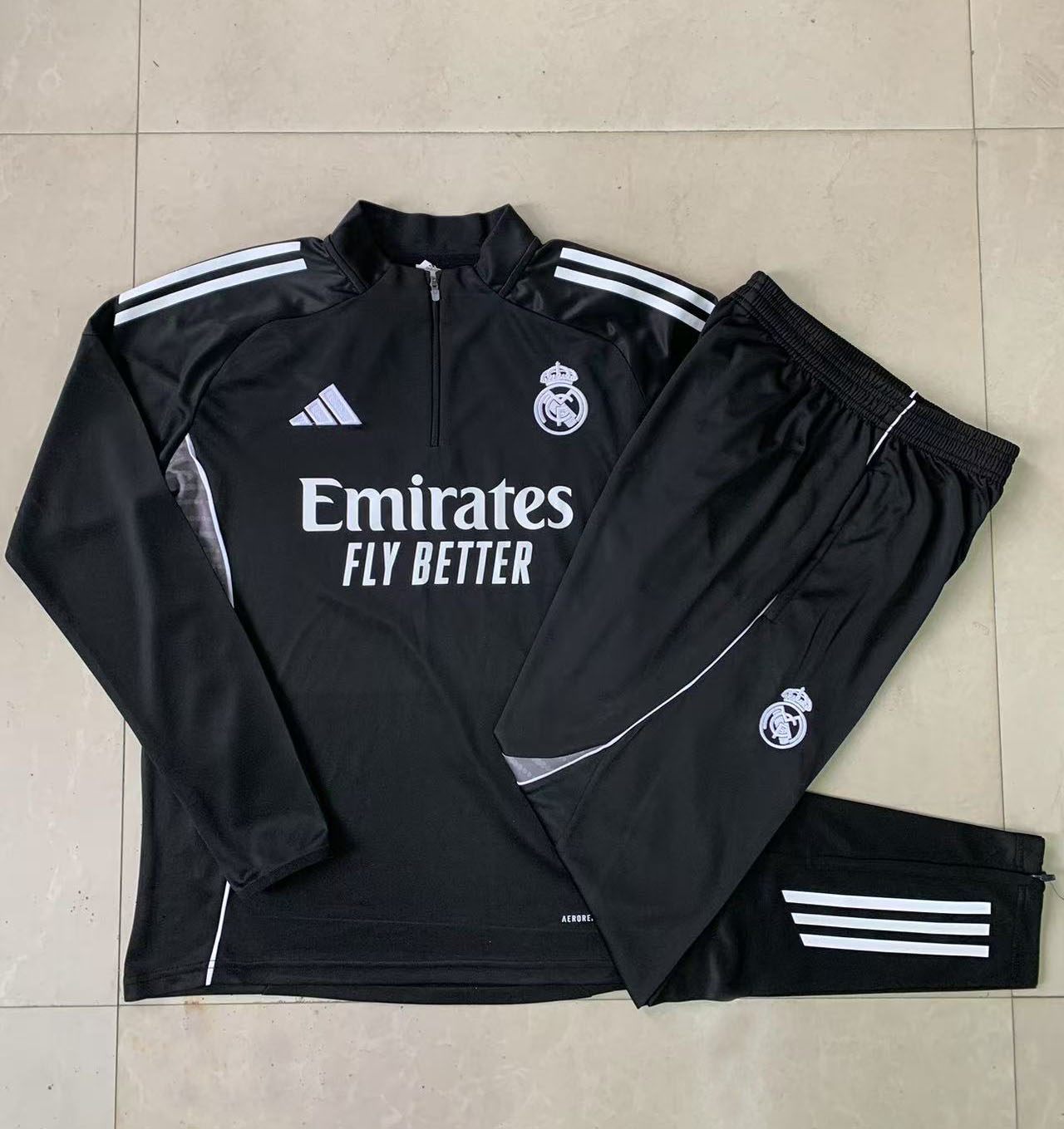 Kids Real Madrid Training Kit (Sweatshirt+Pants) Black 2025/26