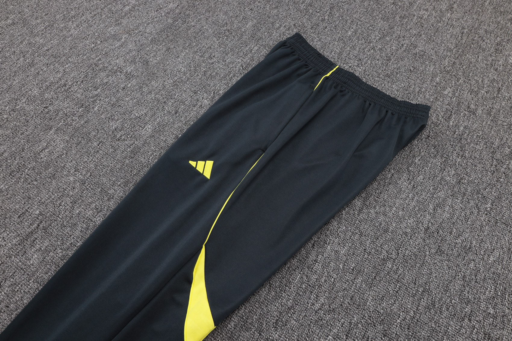 Real Madrid Training Kit (Jacket+Pants) Deep Grey 2025/26