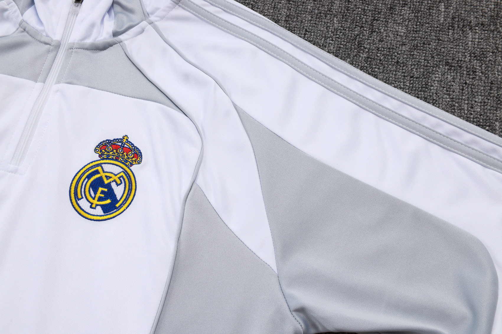 Real Madrid Training Kit (Sweatshirt+Pants) White 2025/26