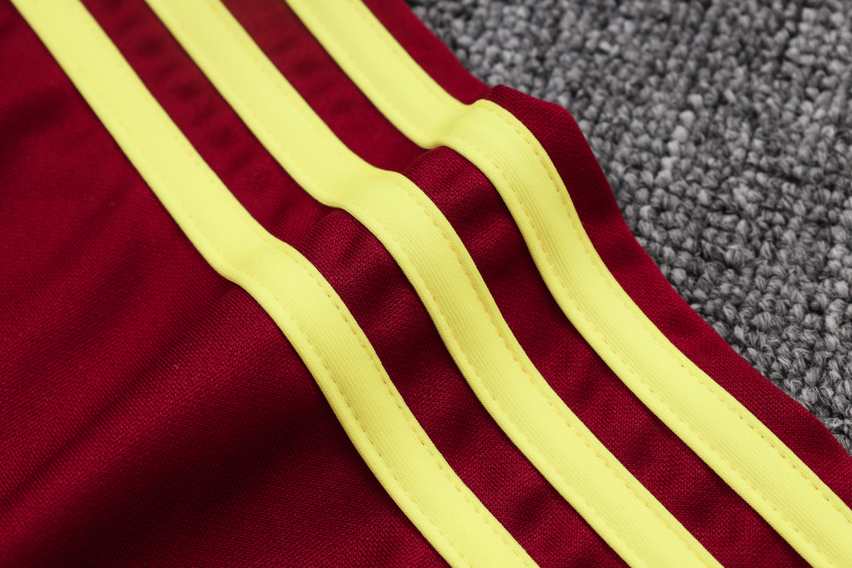 Arsenal Training Kit (Sweatshirt+Pants) Red 2025/26