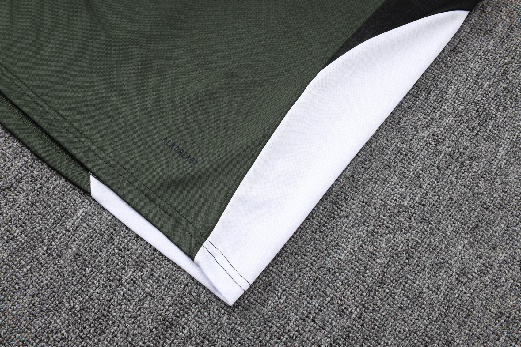 Bayern Munich Training Kit (Sweatshirt+Pants) Deep Green 2025/26