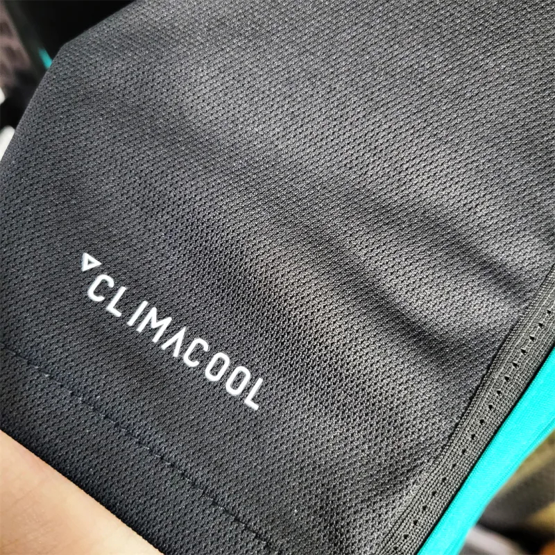 Real Madrid Retro Jersey Away Long Sleeve Soccer Shirt 2017/18