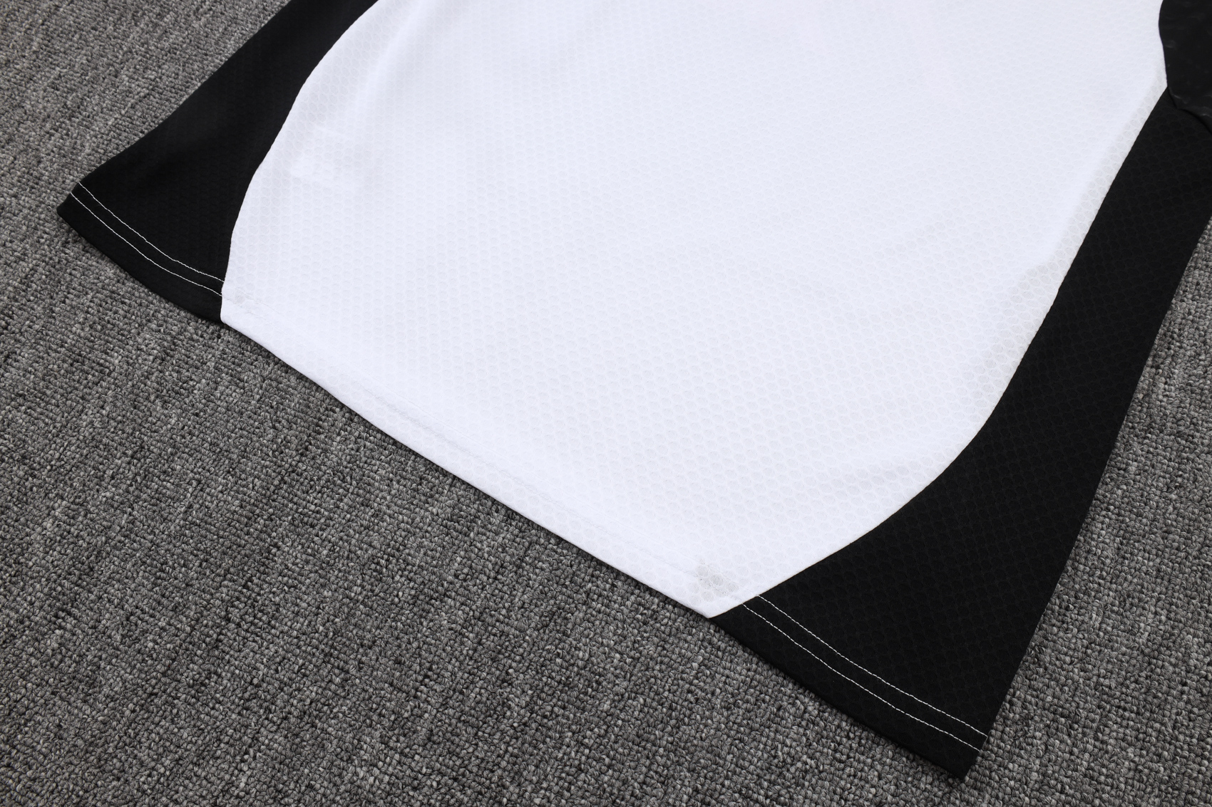 Liverpool Training Jersey Kit White 2025/26