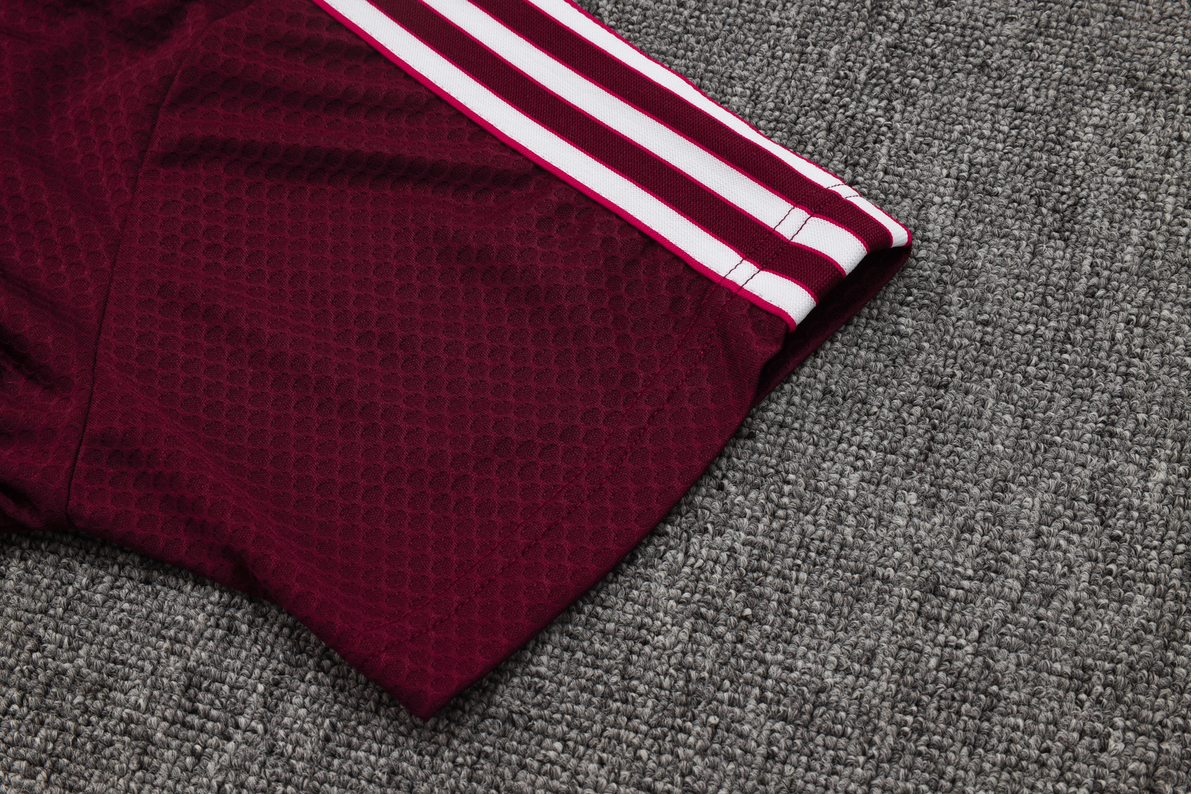 Bayern Munich Training Kit (Polo+Pants) Deep Red 2025/26