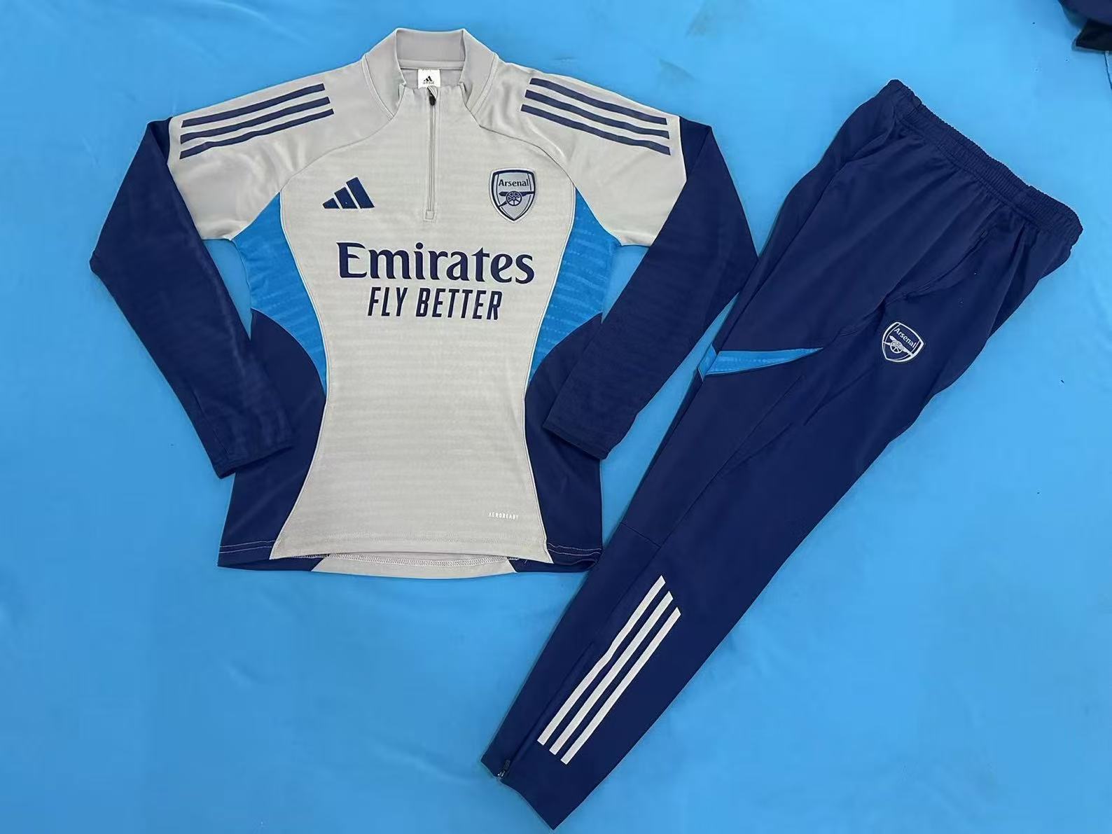 Arsenal Authentic Training Kit (Sweatshirt+Pants) Grey 2025/26 - Player Version 