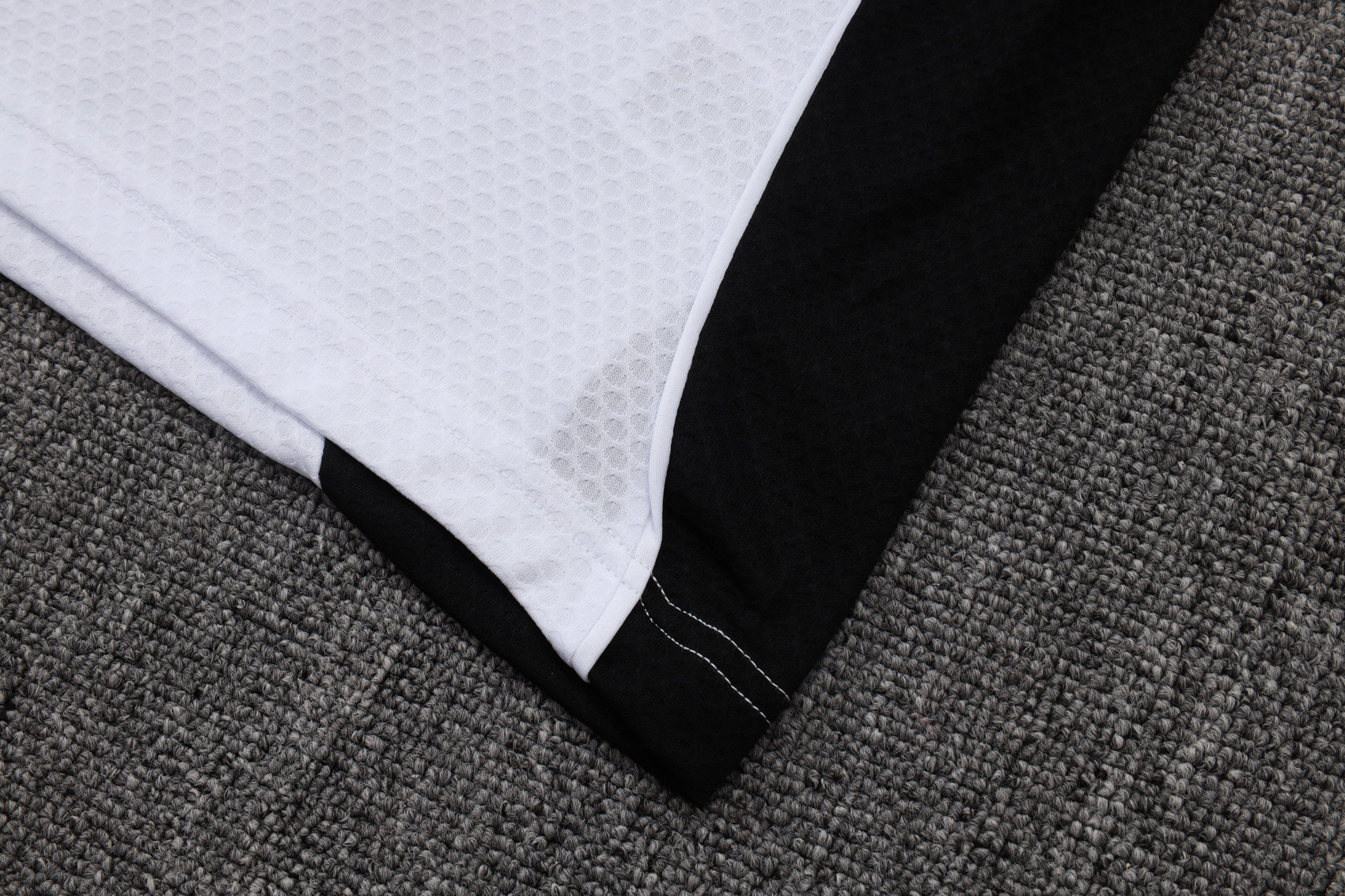 Liverpool Training Kit (Polo+Pants) White 2025/26