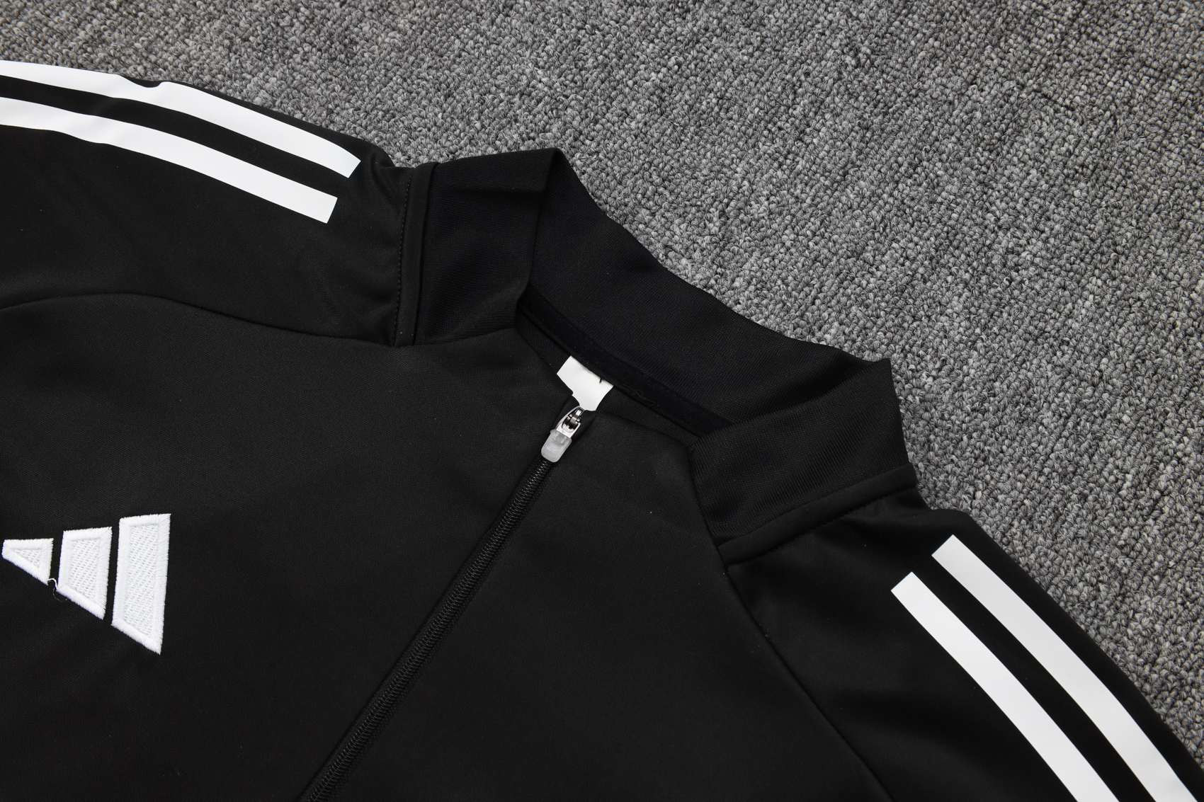 Real Madrid Training Kit (Sweatshirt+Pants) Black 2025/26