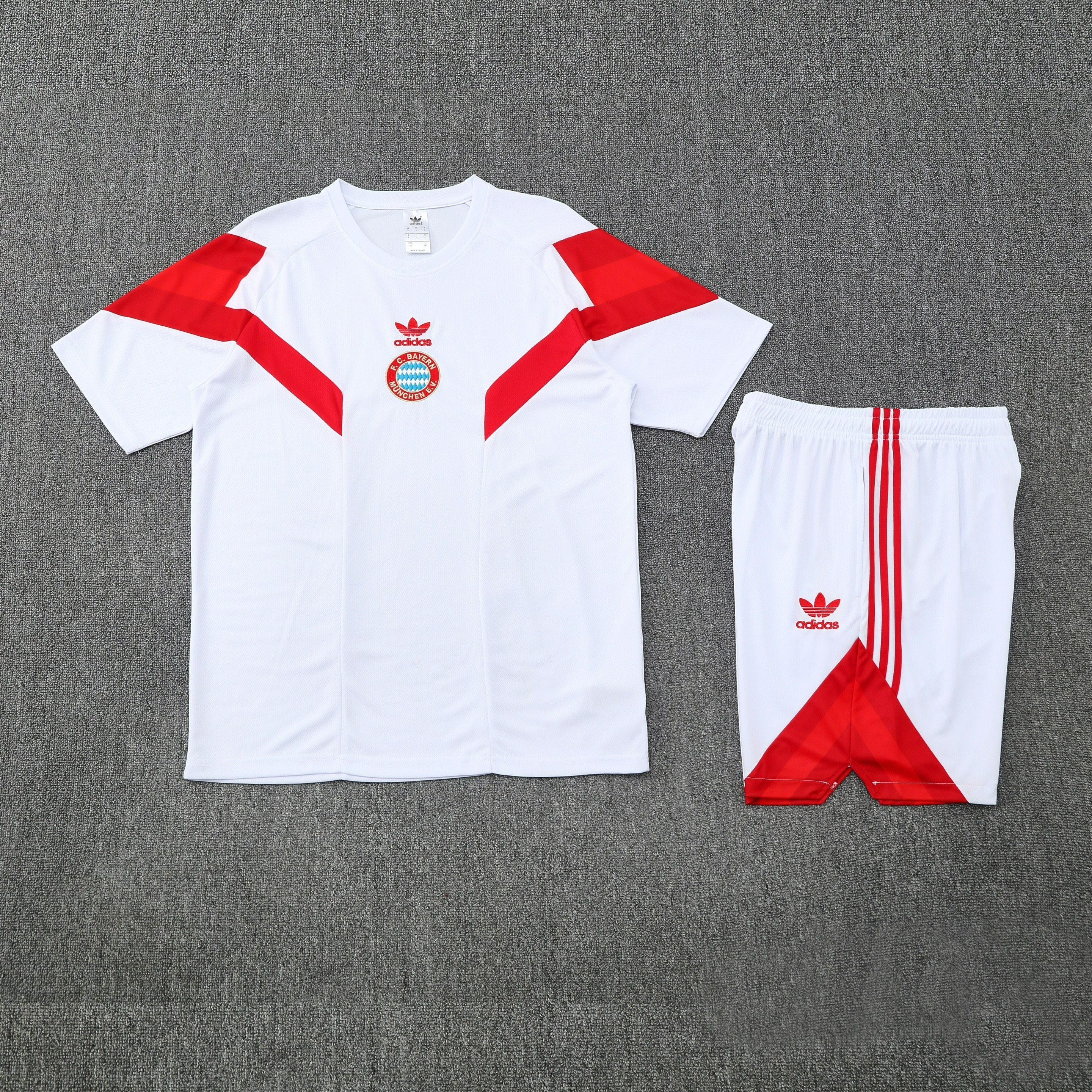 Bayern Munich Training Jersey Kit White 2025/26