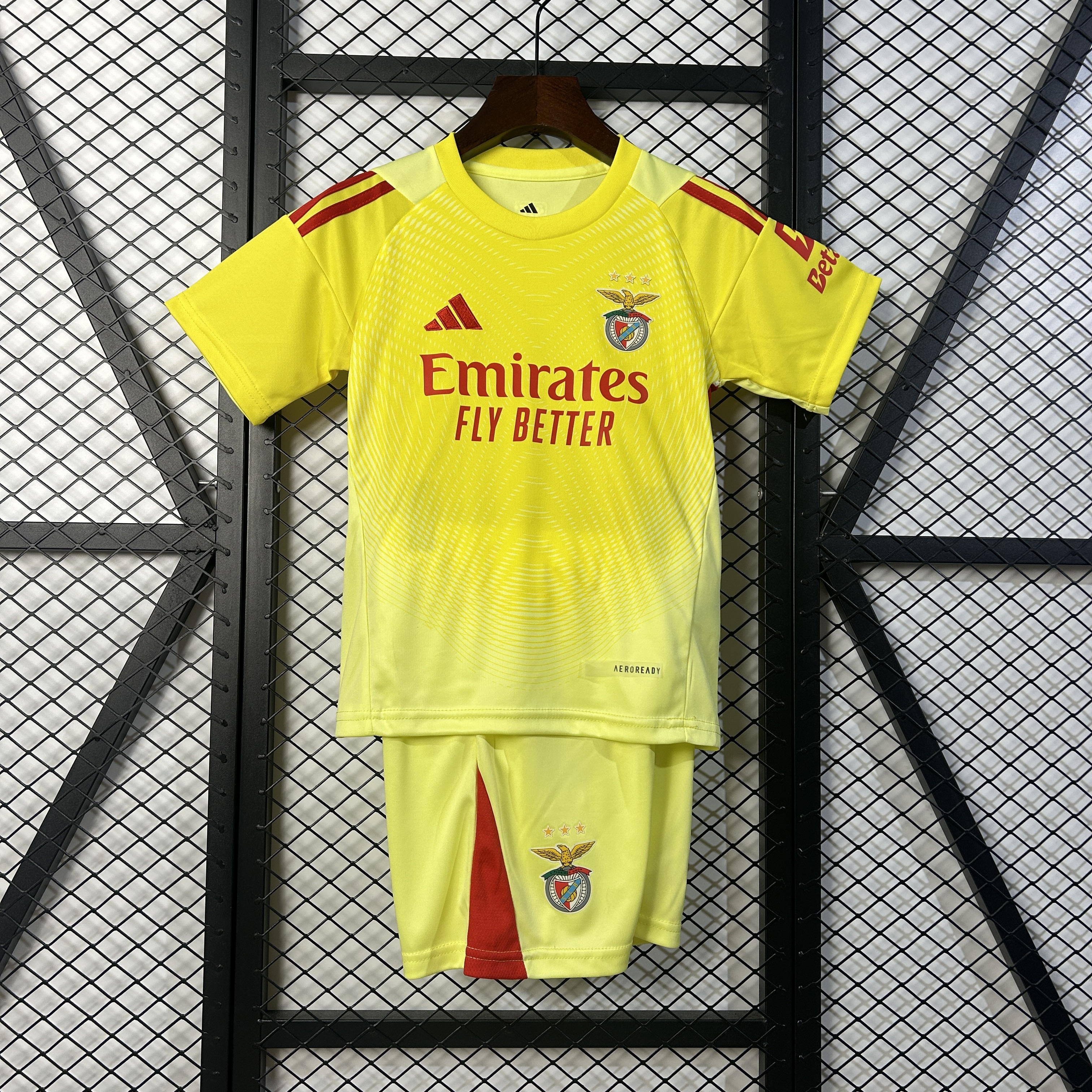 Benfica Soccer Jersey Goalkeeper Kids Kit Jersey+Shorts 2025/26