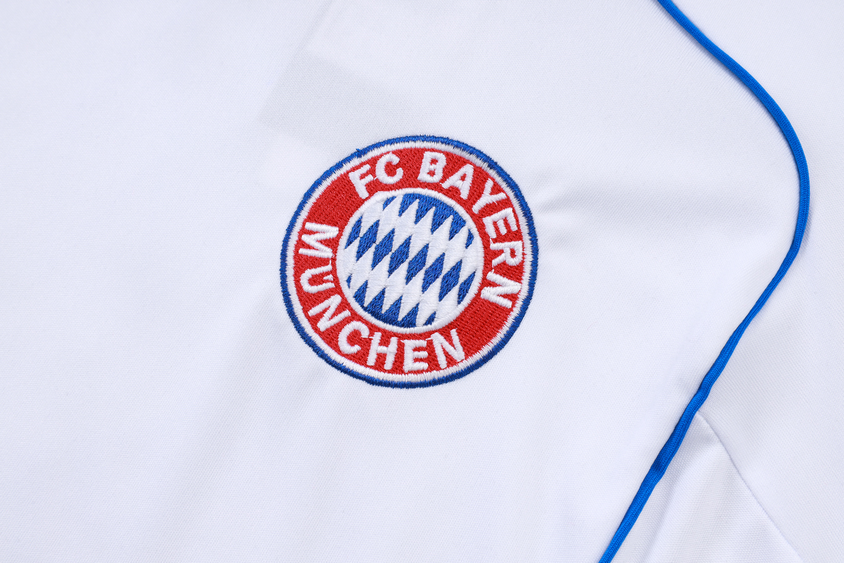 Bayern Munich Sleeveless Training Kit White 2025/26