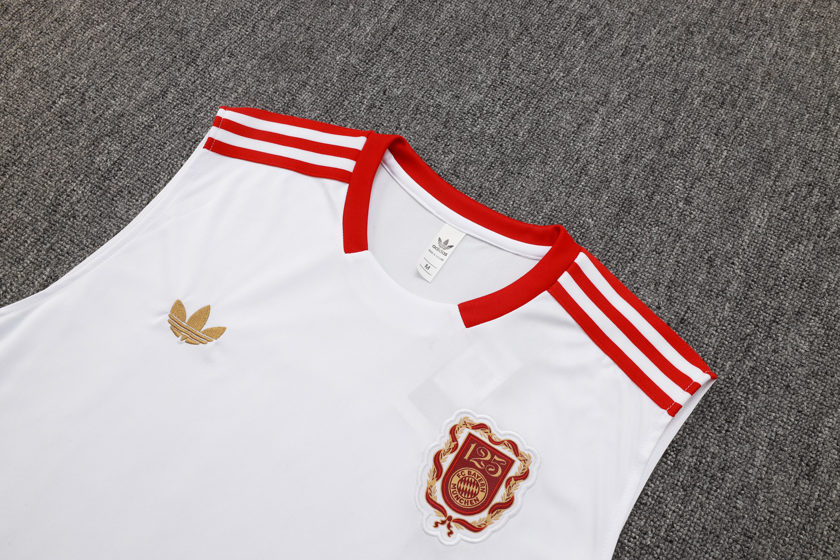 Bayern Munich Sleeveless Training Kit White 2025/26 - 125th Anniversary